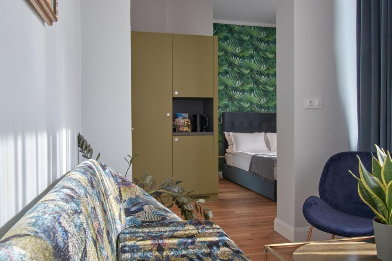 The Embassy Suites Sofia Bagian luar foto