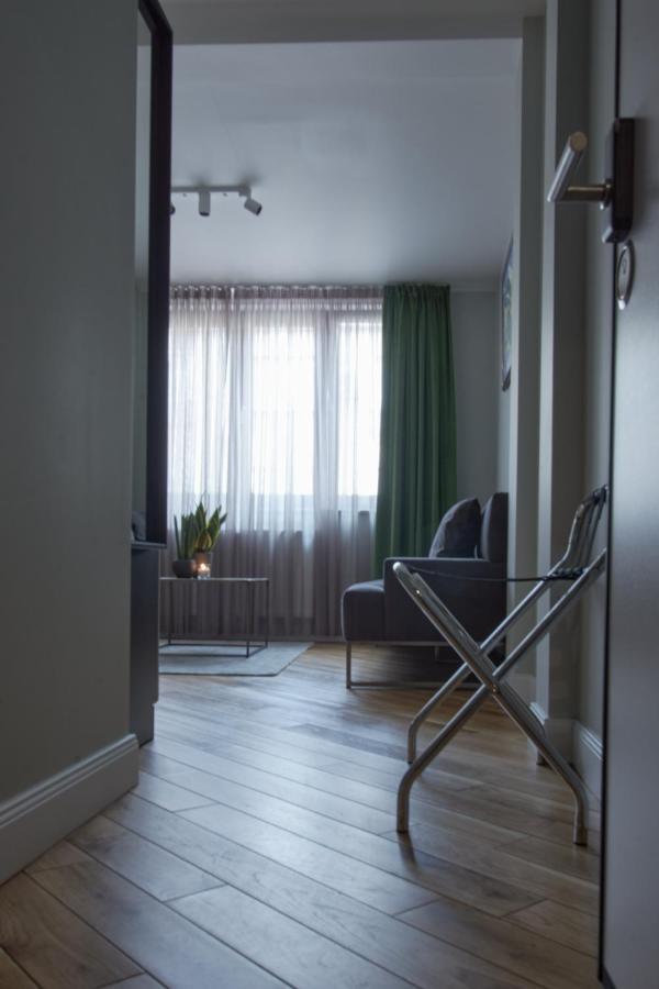 The Embassy Suites Sofia Bagian luar foto
